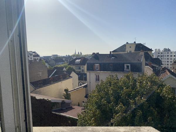 Appartement
                                                                                                                                                                                                                                                                                                                        2 pièce(s)                                                                                                                                                                                                          1 chambre(s)                                                                                                                                                                                                          47.74  m²