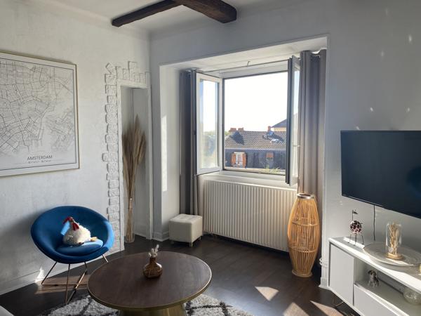 Appartement
                                                                                                                                                                                                                                                                                                                        2 pièce(s)                                                                                                                                                                                                          1 chambre(s)                                                                                                                                                                                                          47.74  m²