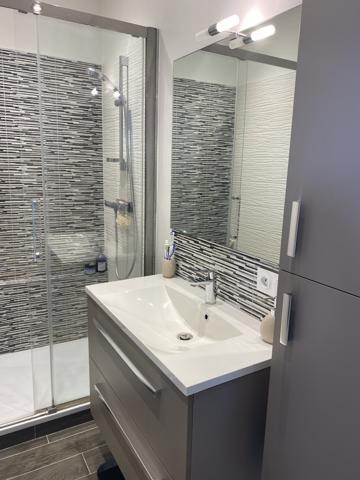 Appartement
                                                                                                                                                                                                                                                                                                                        2 pièce(s)                                                                                                                                                                                                          1 chambre(s)                                                                                                                                                                                                          47.74  m²