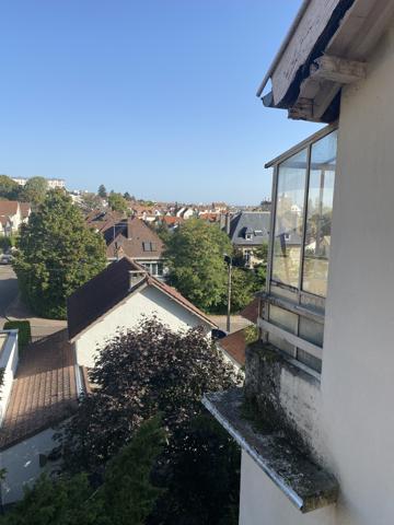 Appartement
                                                                                                                                                                                                                                                                                                                        2 pièce(s)                                                                                                                                                                                                          1 chambre(s)                                                                                                                                                                                                          47.74  m²