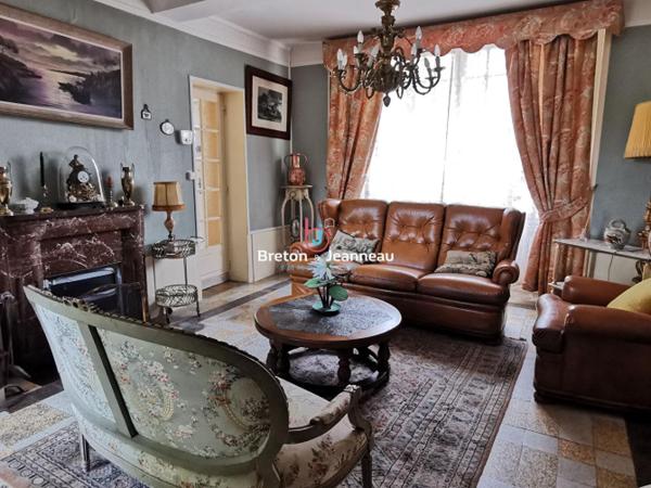 Maison de Maître à Champgenéteux