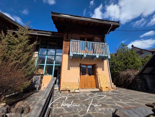 SERRE CHEVALIER - LA SALLE LES ALPES Belle maison de village avec extérieur
