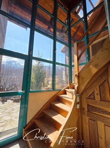 SERRE CHEVALIER - LA SALLE LES ALPES Belle maison de village avec extérieur