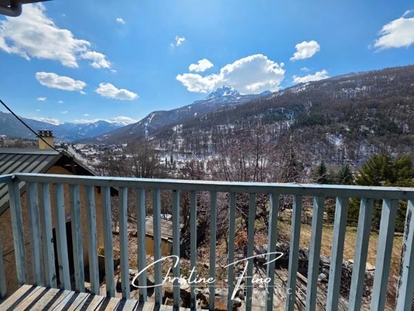 SERRE CHEVALIER - LA SALLE LES ALPES Belle maison de village avec extérieur