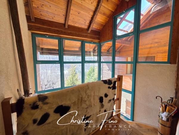 SERRE CHEVALIER - LA SALLE LES ALPES Belle maison de village avec extérieur