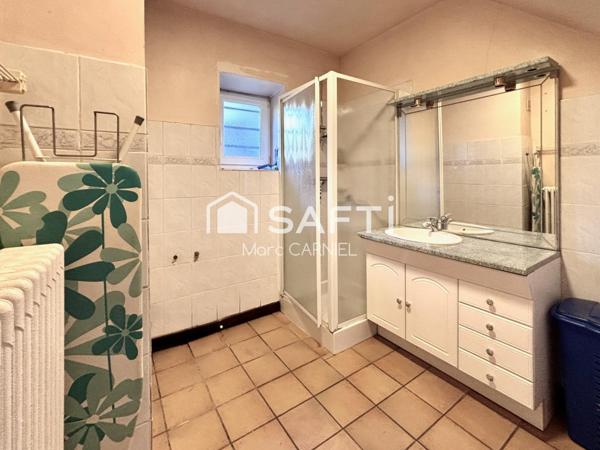 MAISON ENTRETENUE 157m2 env., APPART RÉNOVÉ 73m2 env.