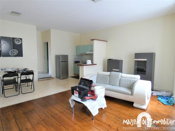 Vente Immeuble de rapport - Centre-ville de JARNAC - 6 appartements - Investissement locatif