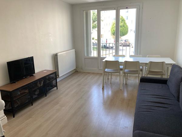 Appartement de 3 pièces quartier Saint Martin d'Etampes libre de bail