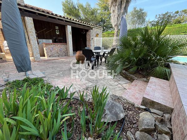 Maison CAVEIRAC avec JARDIN PISCINE ET GRAND GARAGE