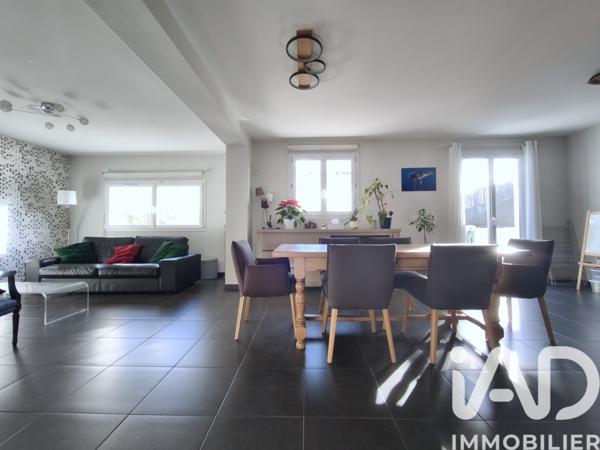Maison à vendre 6 pièces 139 m² Champigny