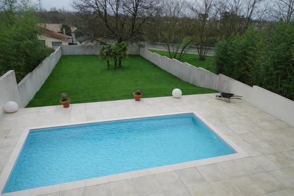 Maison architecte avec piscine