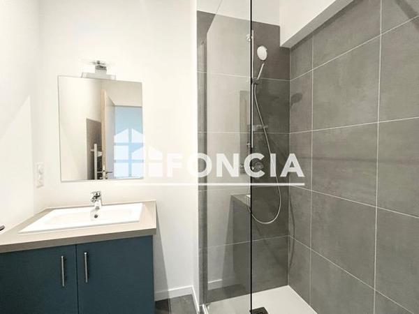 Location Studio 32.55 m² - 72 BOULEVARD DU PRESIDENT CARNOT APPT 205 Agen 47000