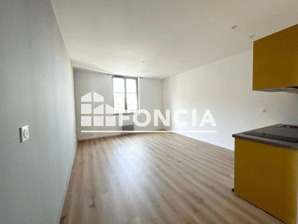 Location Studio 32.55 m² - 72 BOULEVARD DU PRESIDENT CARNOT APPT 205 Agen 47000