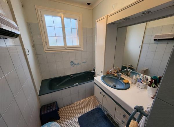 Maison Dourdan 7 pièce(s) 127 m2