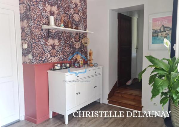 Maison de 124 M² à Saint Ouen Des Toits