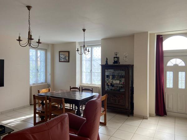 Maison La Chapelle D Aligne 6 pièce(s) 107 m2