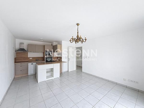 Appartement 2 pièces à vendre à Saint Maximin la Sainte Baume - Calme et Terrasse Spacieuse