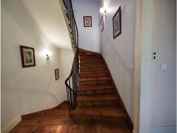 Maison 10 pièces - 284 m²