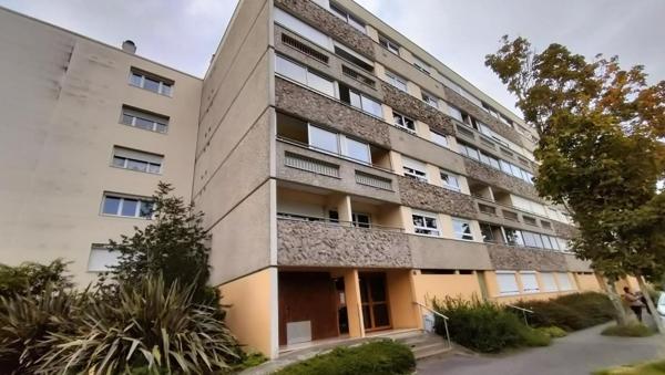 Appartement à louer 5 pièces - 84 m²