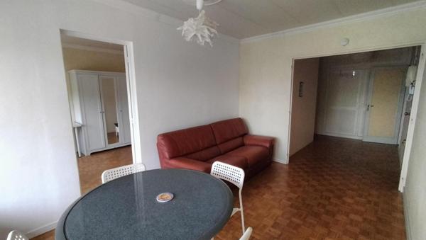 Appartement à louer 5 pièces - 84 m²