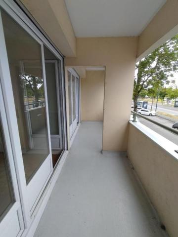 Appartement à louer 5 pièces - 84 m²