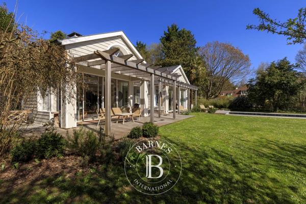Saint-Nom-la-Bretèche, Maison 5 Chambres -  404 m² à vendre