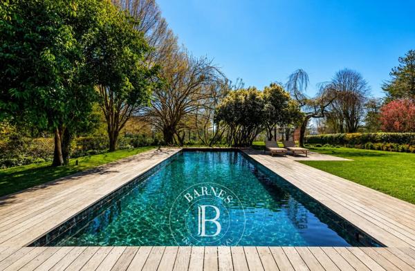 Saint-Nom-la-Bretèche, Maison 5 Chambres -  404 m² à vendre