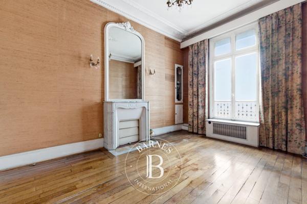 Paris 3ème, Appartement 6 Chambres -  205 m² à vendre