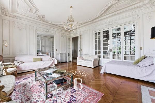 Paris 3ème, Appartement 6 Chambres -  205 m² à vendre