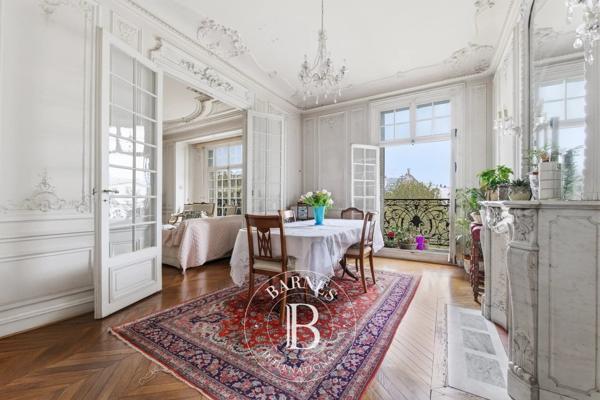 Paris 3ème, Appartement 6 Chambres -  205 m² à vendre