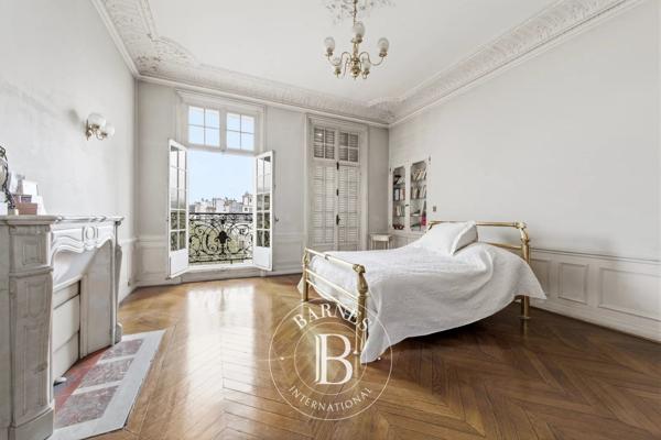 Paris 3ème, Appartement 6 Chambres -  205 m² à vendre