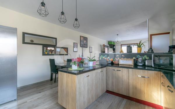 Appartement à vendre    3 pièces • 75 m2 Chennevières-sur-Marne