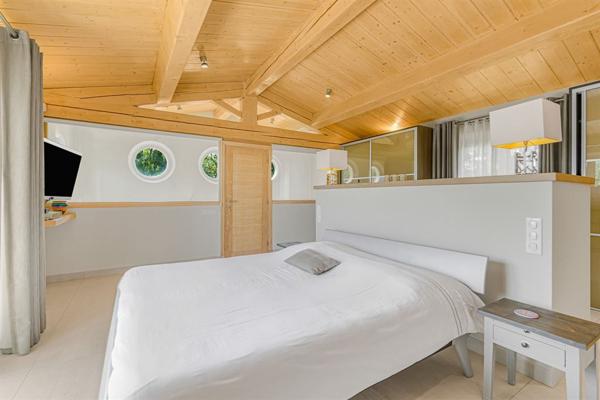 Vente Villa de luxe Tourrettes 4 Pièces 208 m²
