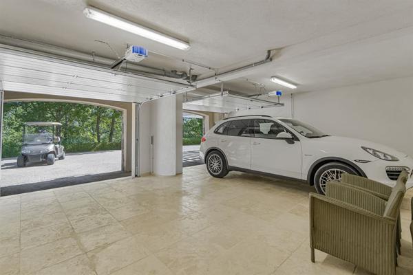 Vente Villa de luxe Tourrettes 4 Pièces 208 m²