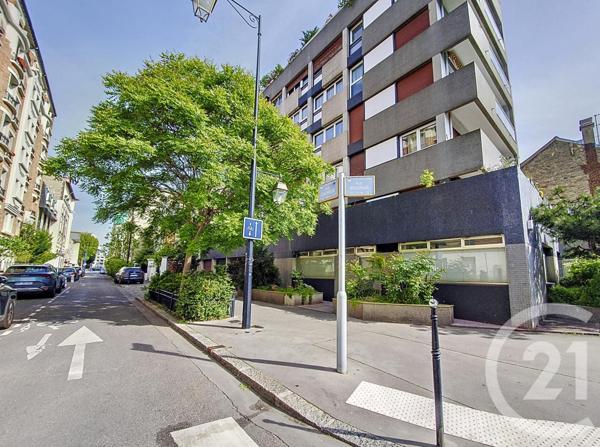 à vendre  196,46 m2 COURBEVOIE - 92