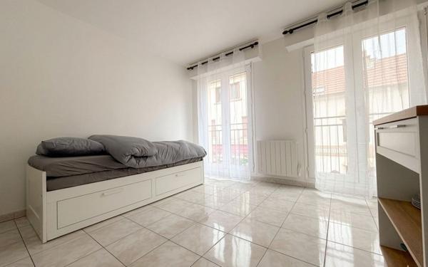 Appartement à louer    1 pièce •  Noisy-le-Grand