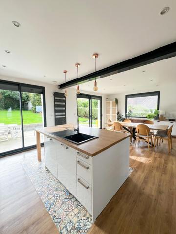 Maison à CHERBOURG-EN-COTENTIN, 50120 - 6 pièces 110m²