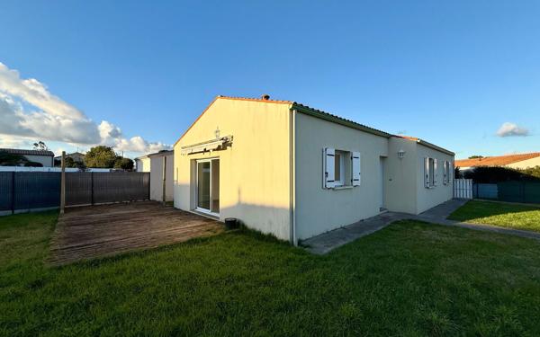 Maison à vendre    4 pièces •  Saint-Augustin