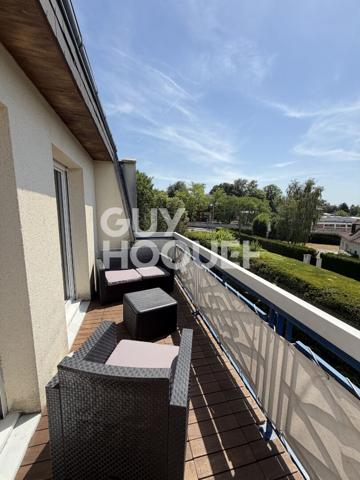 TRIANGLE D'OR Appartement 5 pièces de grand standing à vendre à Compiègne