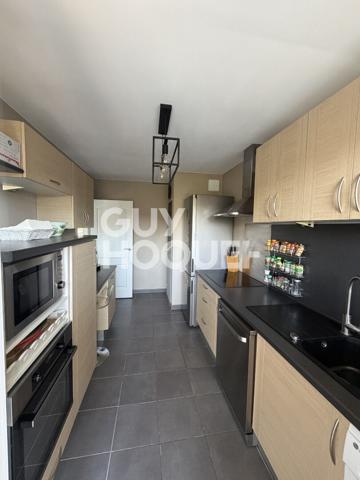 TRIANGLE D'OR Appartement 5 pièces de grand standing à vendre à Compiègne