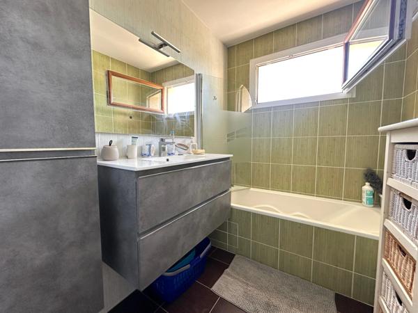 AIX EN PROVENCE SUD - TORSE TOUR  D'AYGOSI T4 76m2