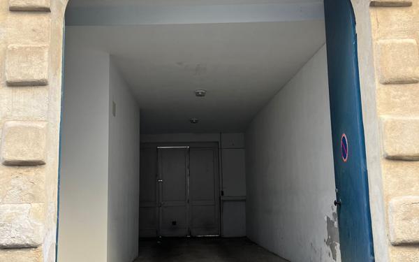 Stationnement à louer    35 m2 Niort