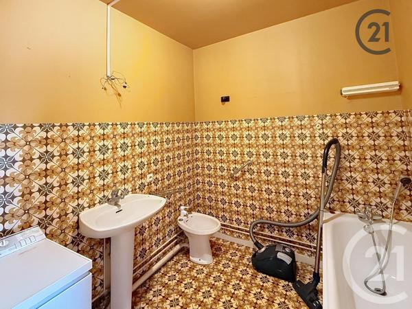 Appartement F3 à vendre  3 pièces - 66,71 m2 AUXERRE - 89