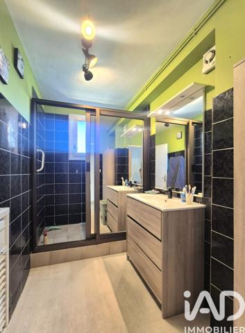 Maison à vendre 10 pièces 202 m² Beynat