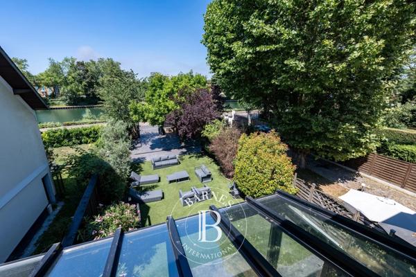 Bry-sur-Marne, Maison 4 Chambres -  235 m² à vendre