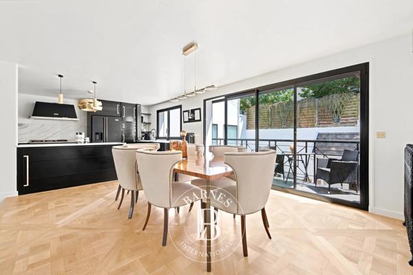 Bry-sur-Marne, Maison 4 Chambres -  235 m² à vendre