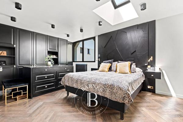 Bry-sur-Marne, Maison 4 Chambres -  235 m² à vendre