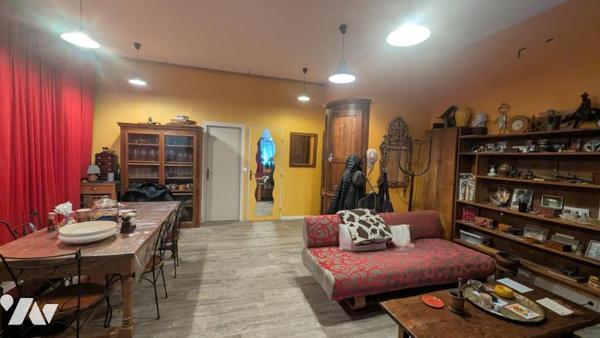 local commercial de type 3 p + cuisine et salle d'eau 