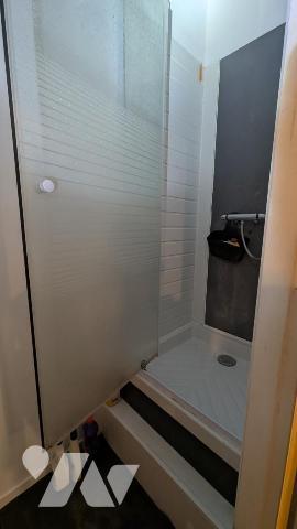 local commercial de type 3 p + cuisine et salle d'eau 