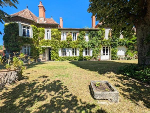 Maison à vendre à Broût-Vernet dans l'Allier (03110), ref : 03019-151